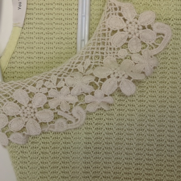 Vintage Victorian style blouse in lime green XS - Picture 2 of 5